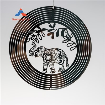 Χαρακτηρισμένο μεταλλικό διακοσμητικό περιστρεφόμενο άνεμο